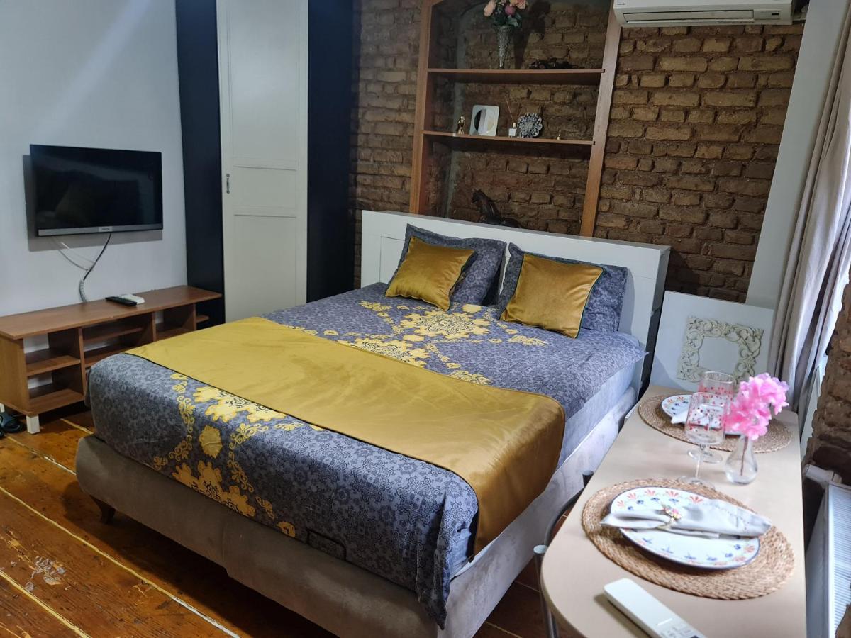 Peramira Apartment อิสตันบูล ภายนอก รูปภาพ