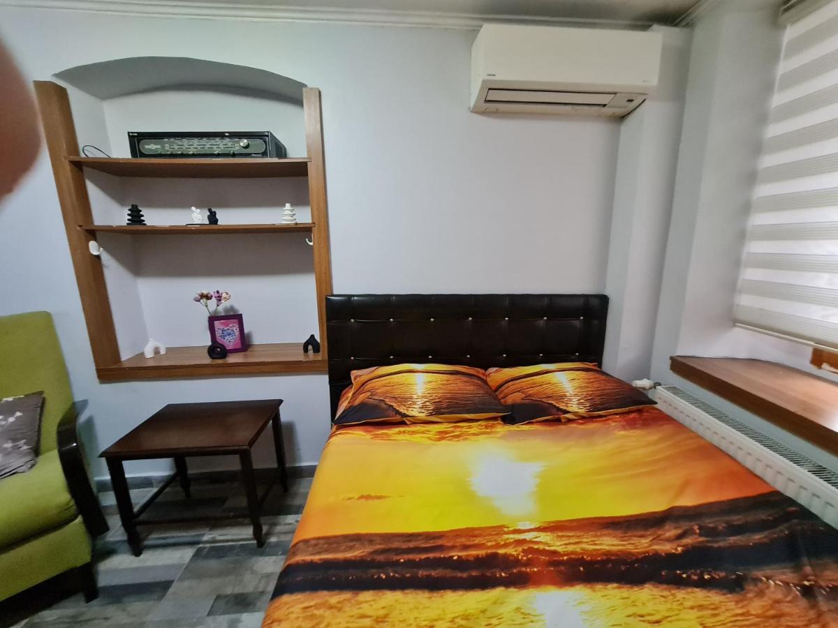 Peramira Apartment อิสตันบูล ภายนอก รูปภาพ