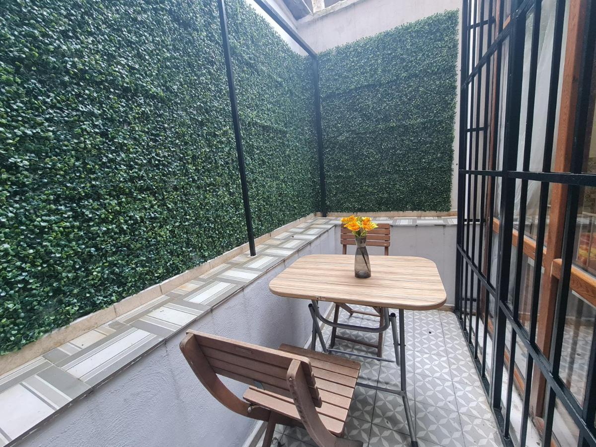 Peramira Apartment อิสตันบูล ภายนอก รูปภาพ